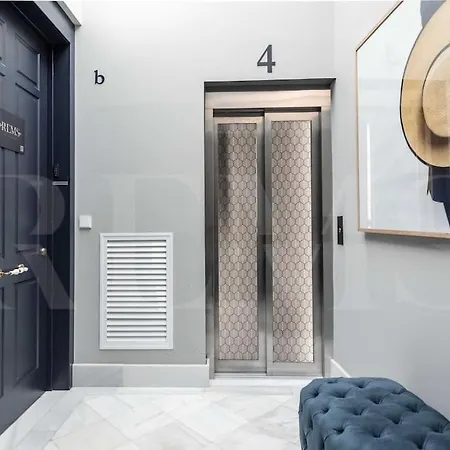 Penthouse With Rooftop In The Heart Of By Rems Malaga