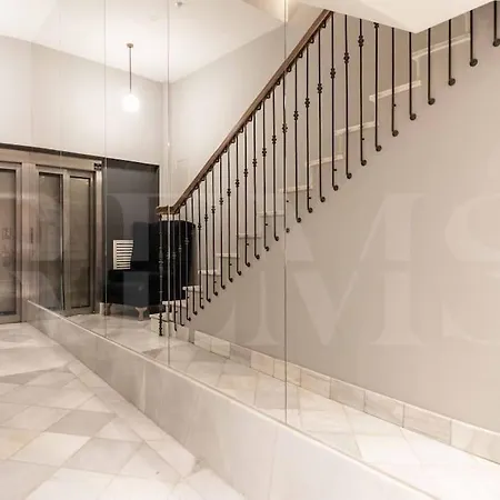 Penthouse With Rooftop In The Heart Of By Rems