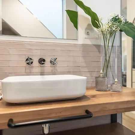 Apartamento Penthouse With Rooftop In The Heart Of By Rems Málaga